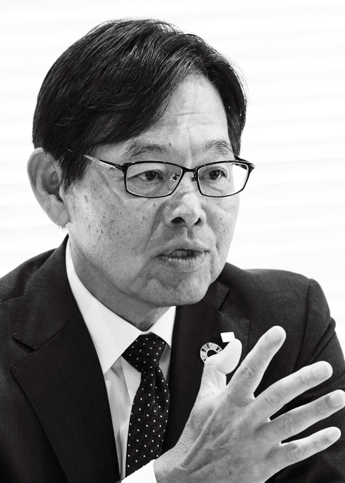 中田克典 氏